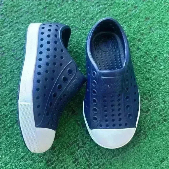 Native - Picture 3 of 7